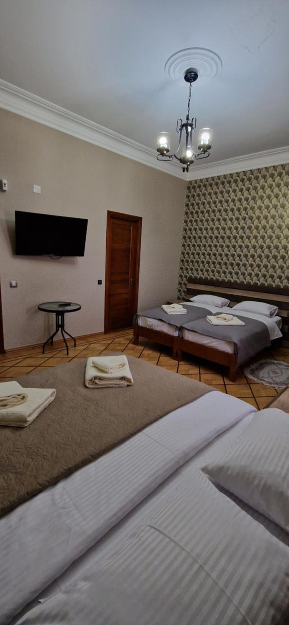 Hotel Villa クタイシ エクステリア 写真