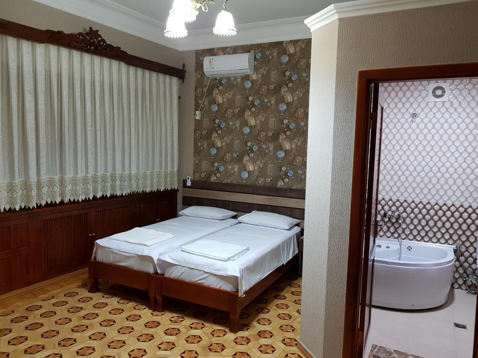 Hotel Villa クタイシ エクステリア 写真