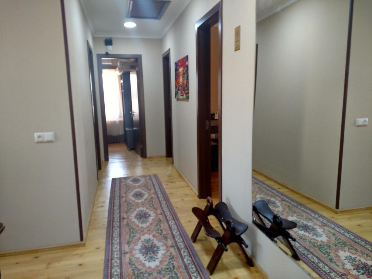 Hotel Villa クタイシ エクステリア 写真